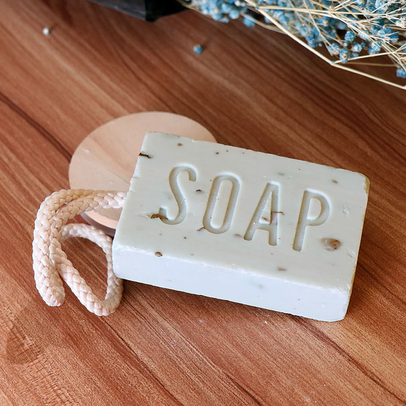 Мыло на веревке частной этикетки